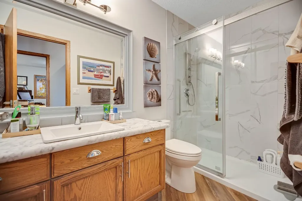 607 9 Street SE High River AB T1V 1L1