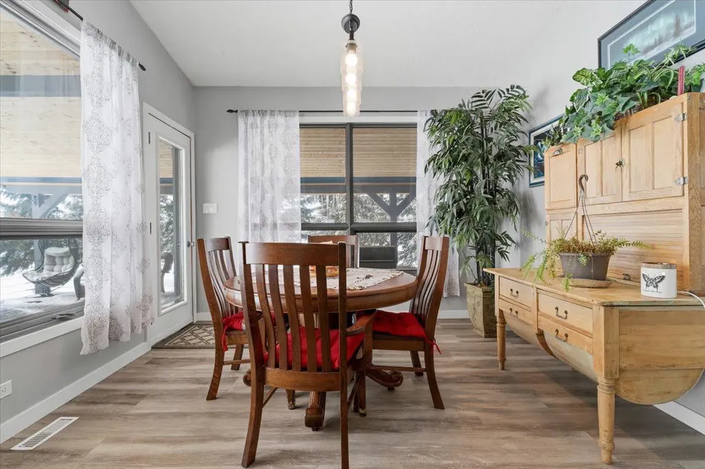 742049 Range Road 34 Teepee Creek AB T0H3C0