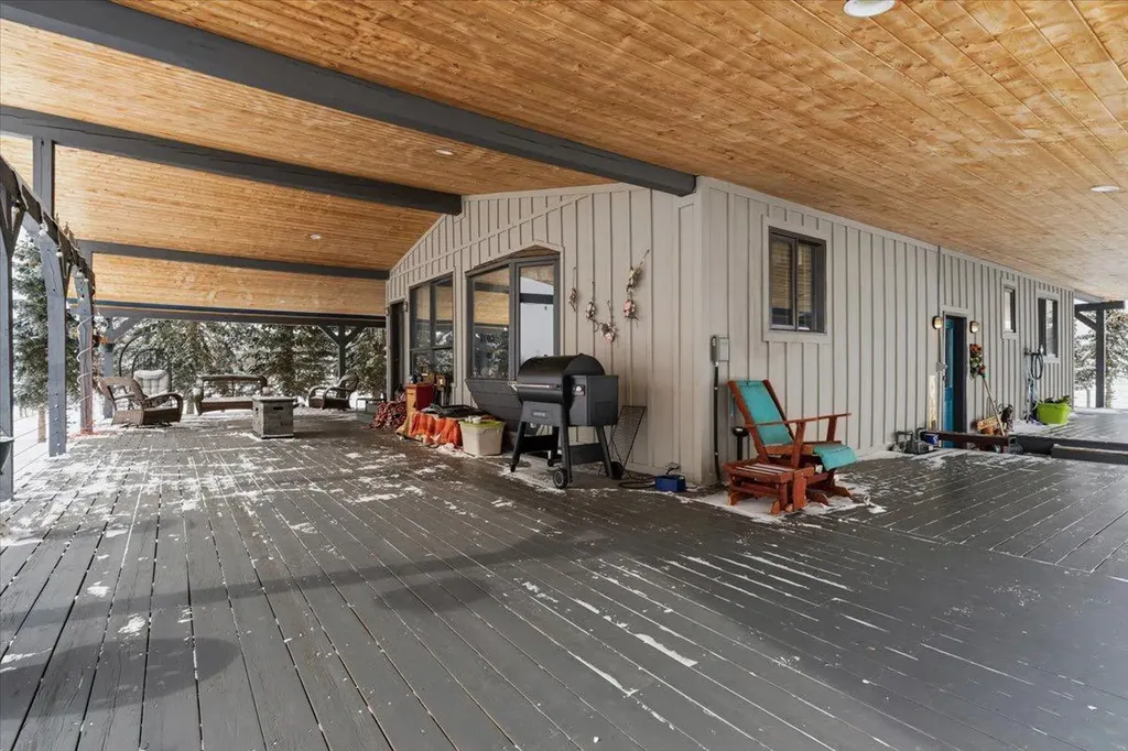 742049 Range Road 34 Teepee Creek AB T0H3C0
