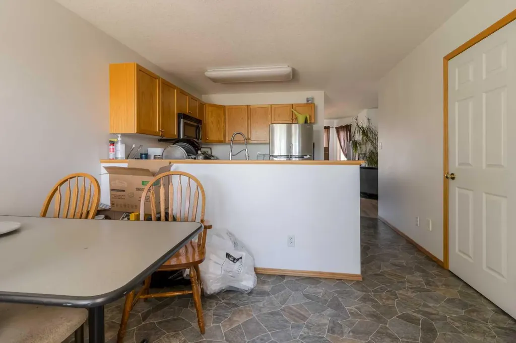 287 Peigan Court W Lethbridge AB T1K 7K6