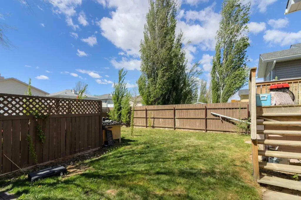 287 Peigan Court W Lethbridge AB T1K 7K6