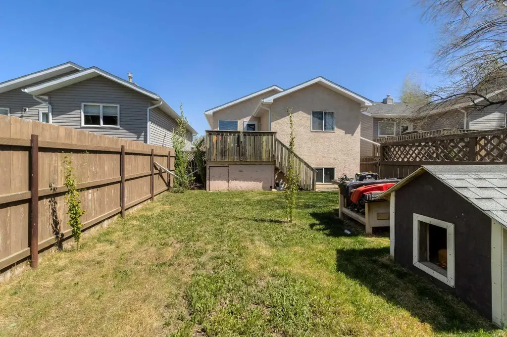 287 Peigan Court W Lethbridge AB T1K 7K6