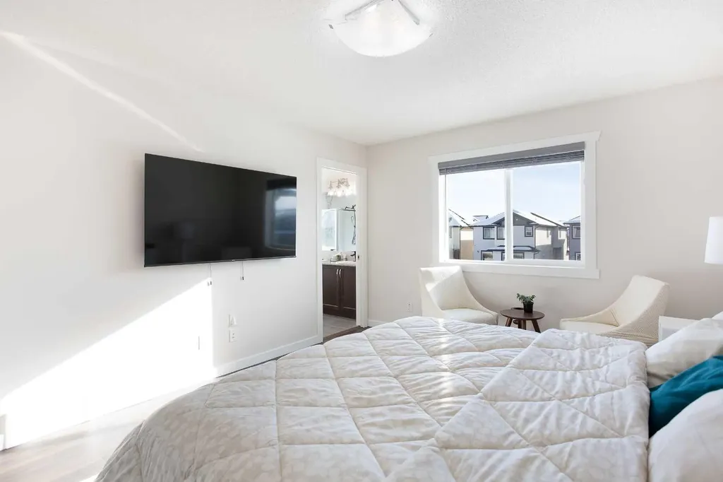 26 Skyview Ranch Street NE Calgary AB T3N 0E9