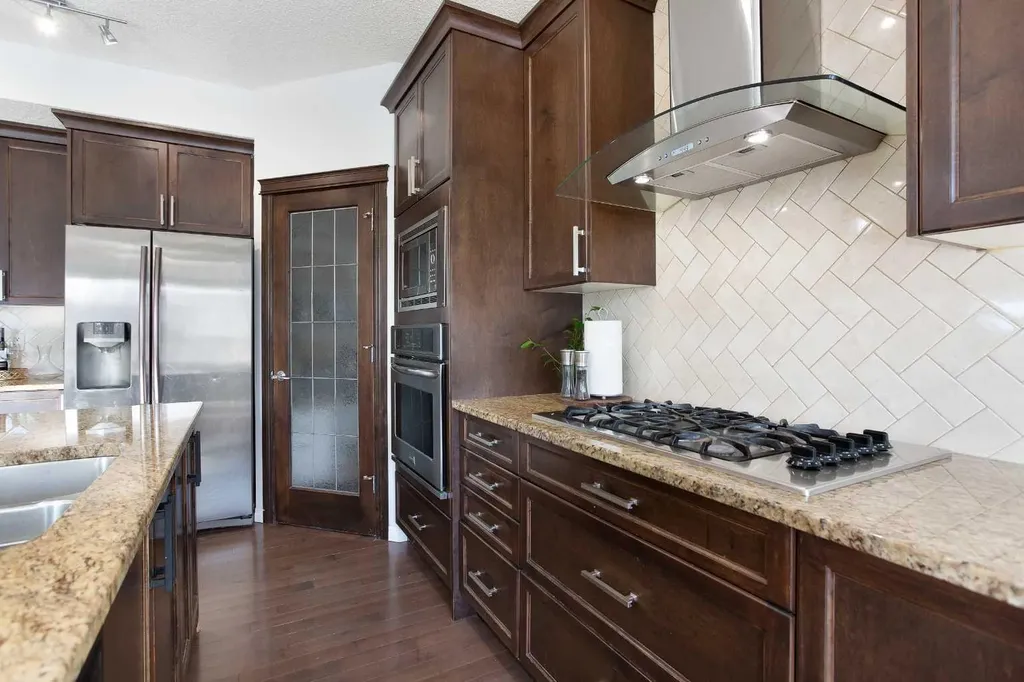 26 Skyview Ranch Street NE Calgary AB T3N 0E9