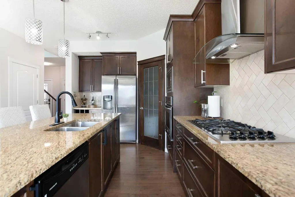 26 Skyview Ranch Street NE Calgary AB T3N 0E9