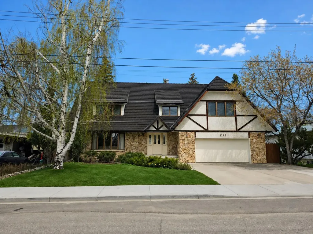 1148 Morden Avenue Pincher Creek AB T0K1W0