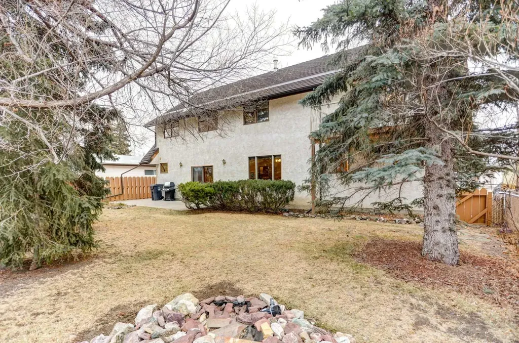 1148 Morden Avenue Pincher Creek AB T0K1W0