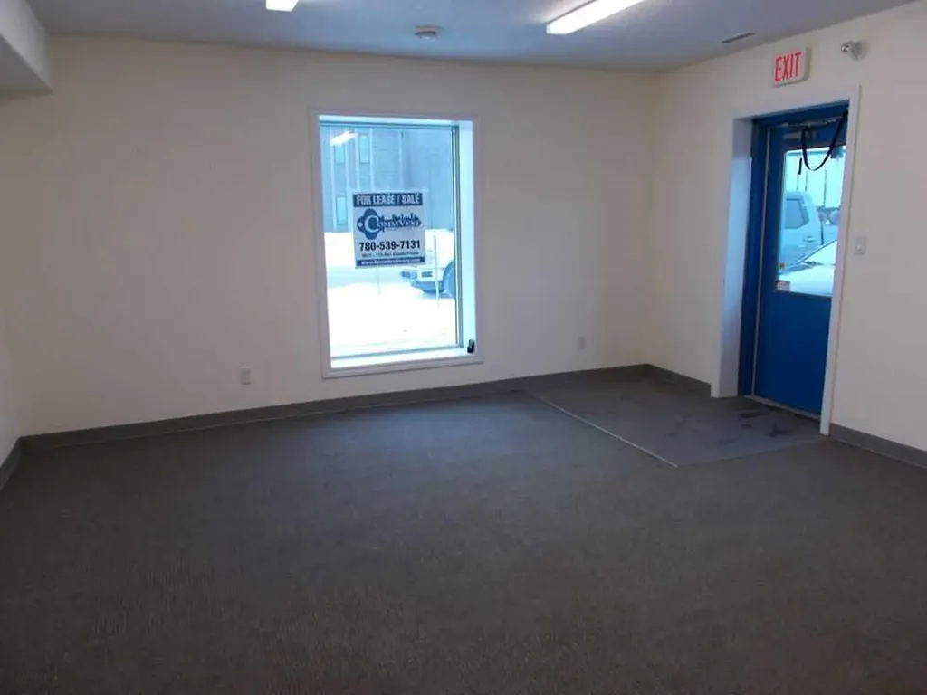 11302 95 Avenue Grande Prairie AB T8V 5M1
