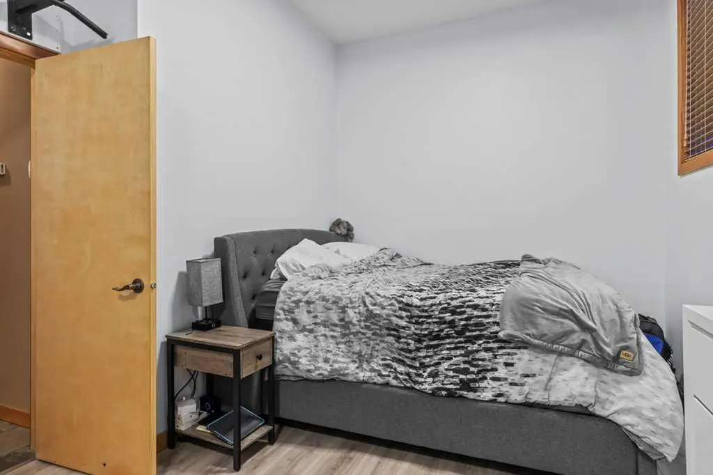 137 Wapiti Close Canmore AB T1W3B2