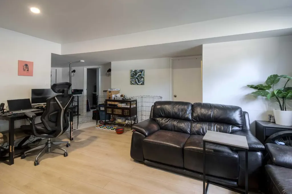 7 Cayuga Place W Lethbridge AB T1K 5J1