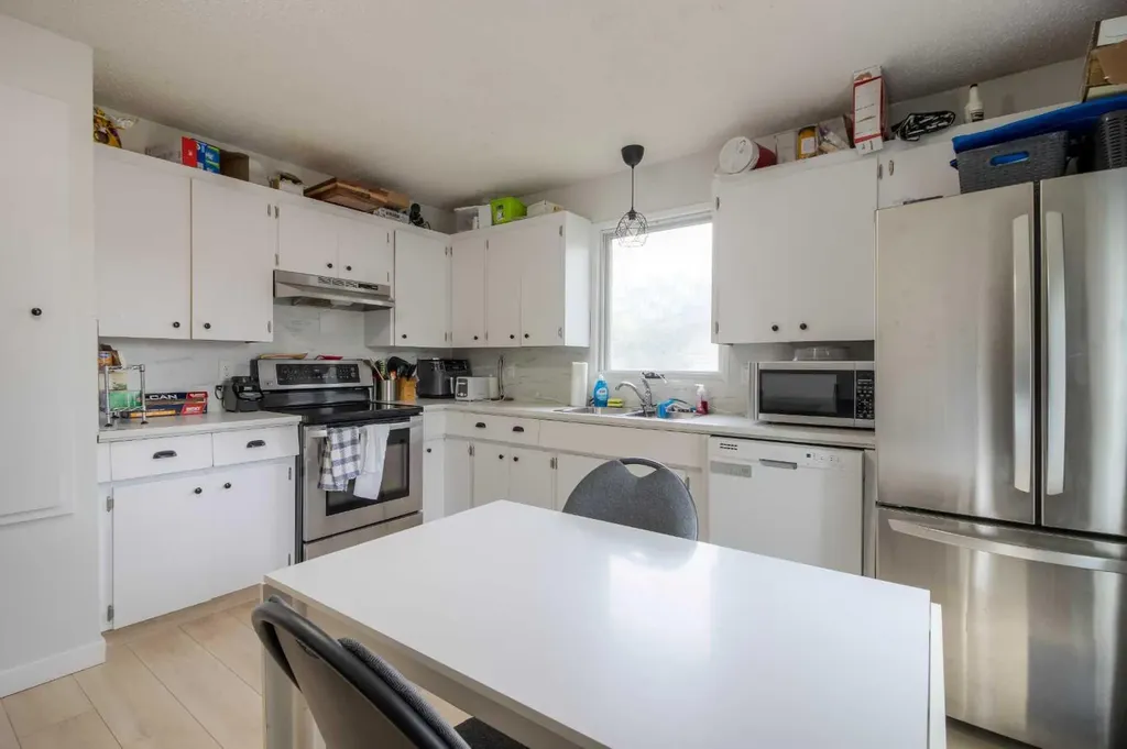 7 Cayuga Place W Lethbridge AB T1K 5J1