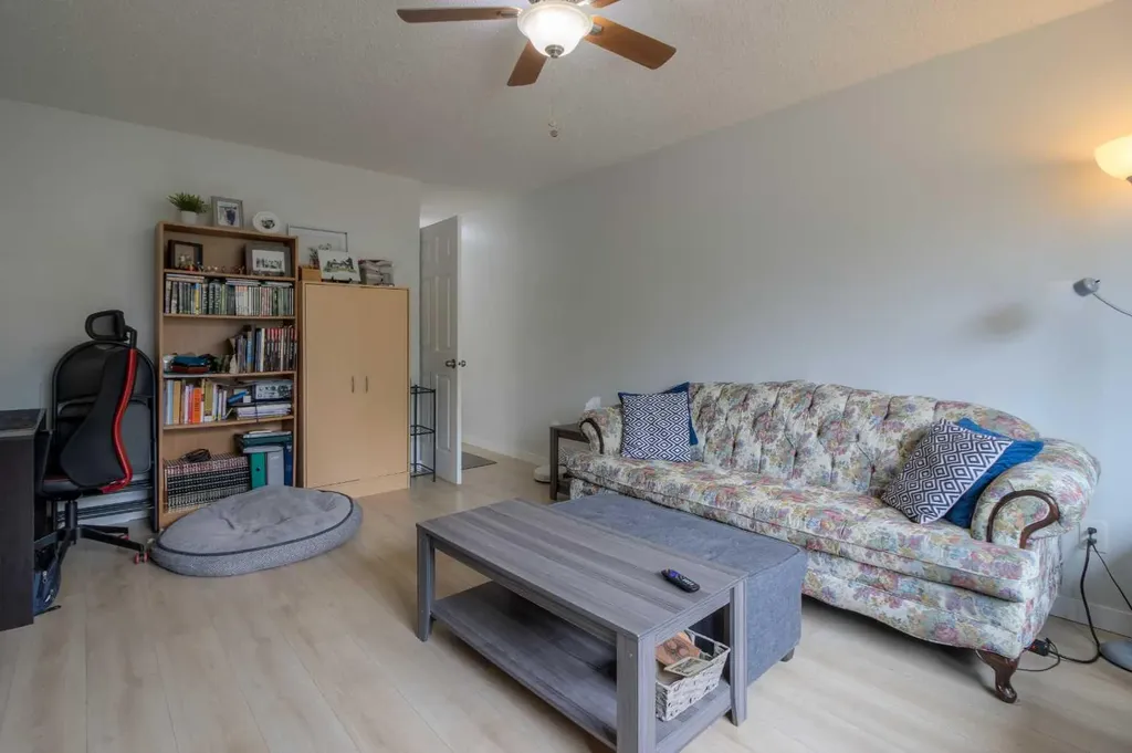 7 Cayuga Place W Lethbridge AB T1K 5J1