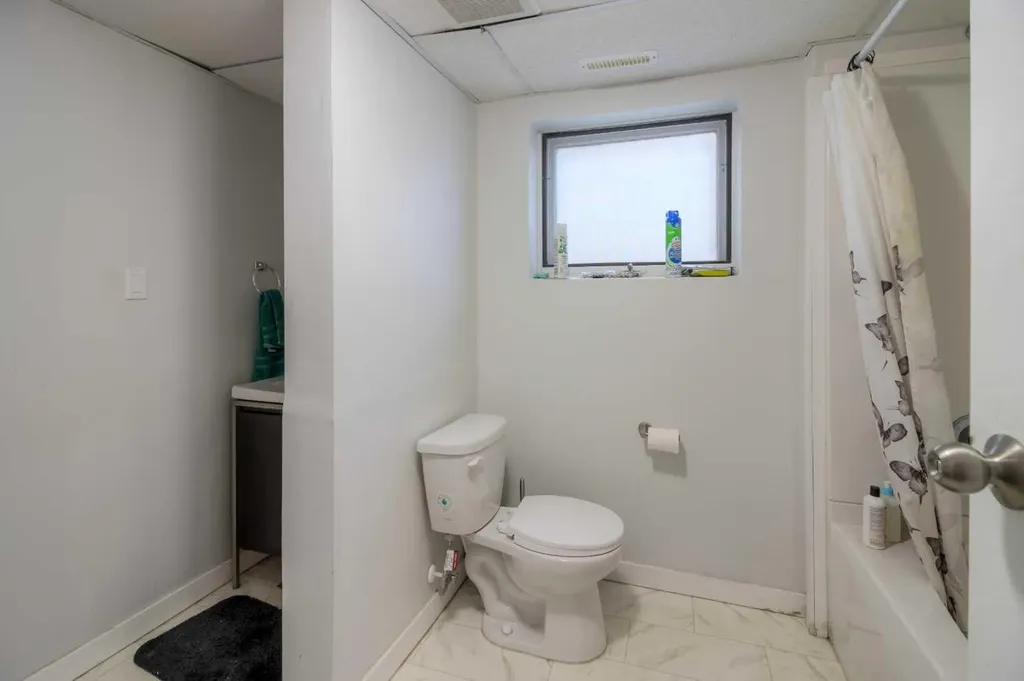 7 Cayuga Place W Lethbridge AB T1K 5J1
