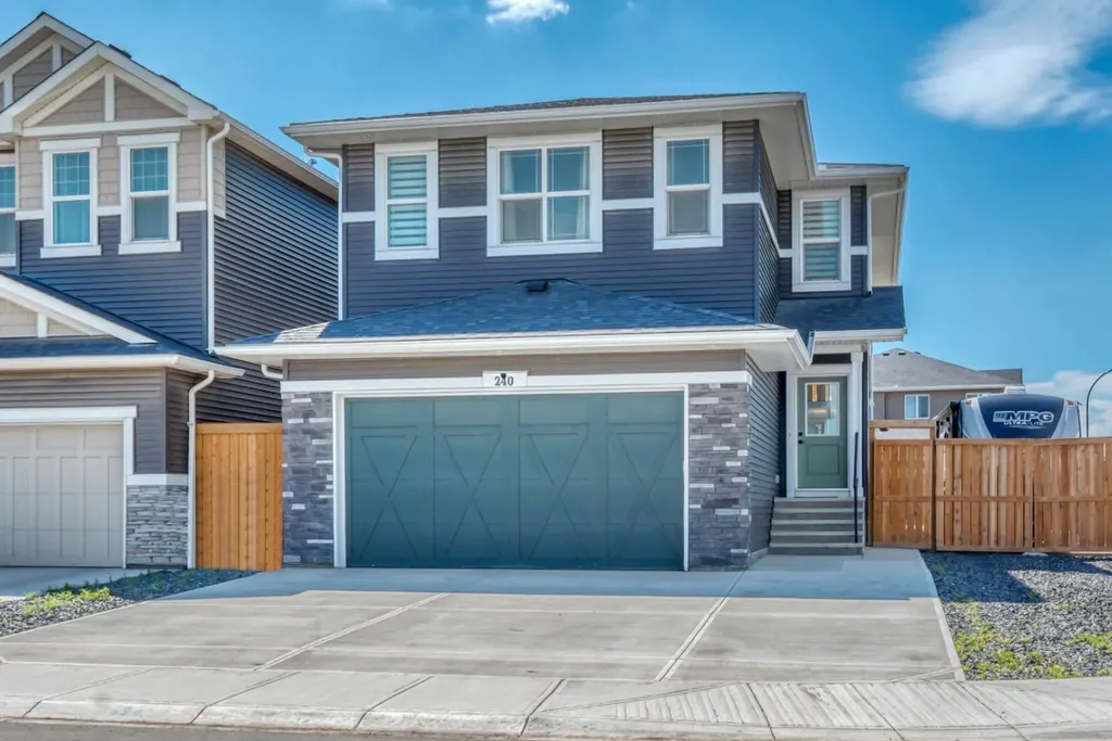240 Creekstone Path SW Calgary AB T2X4X8
