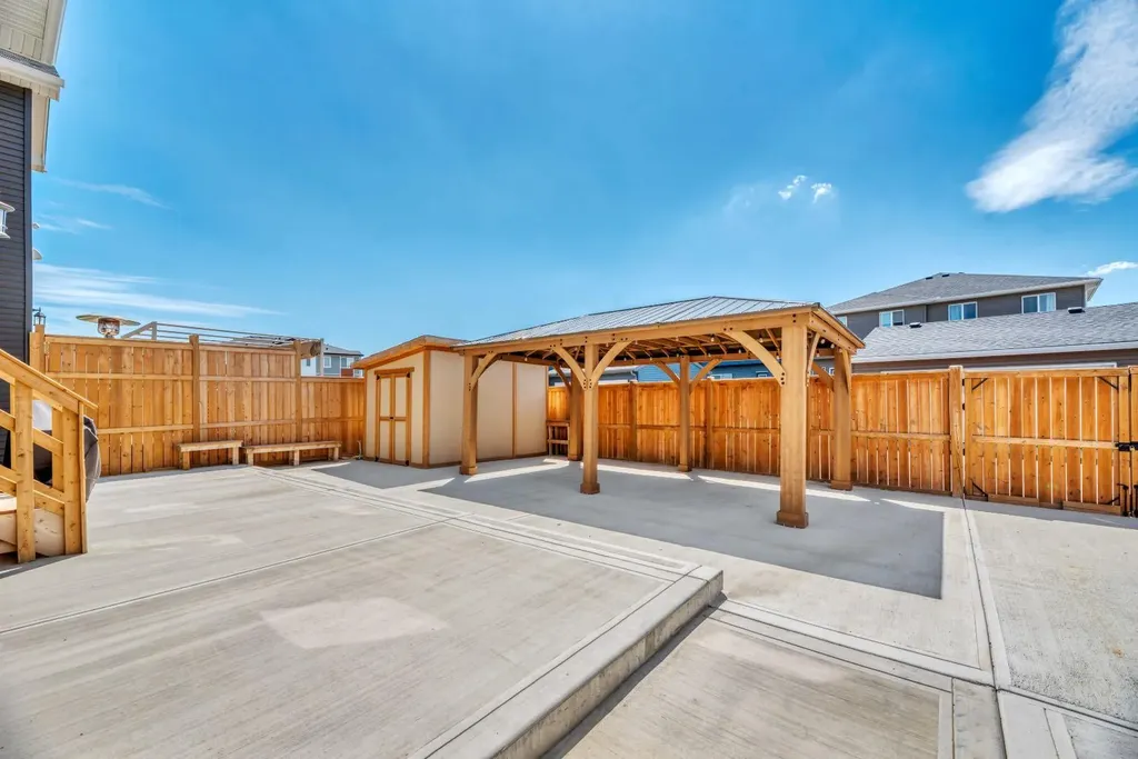 240 Creekstone Path SW Calgary AB T2X4X8