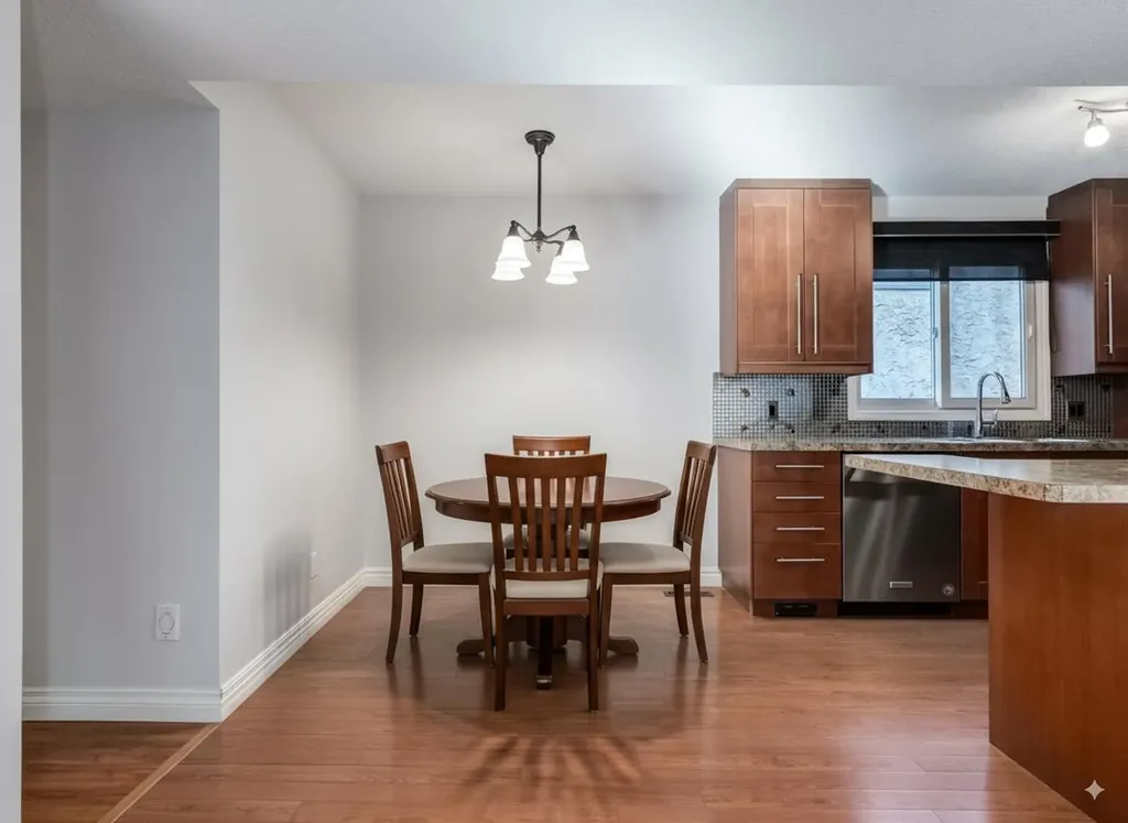 123 13 Avenue NE Calgary AB T2E 1B5