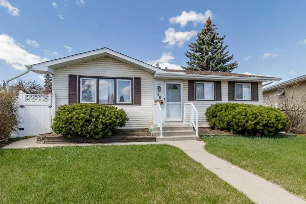 40 Neal Close Red Deer AB T4P 1N4