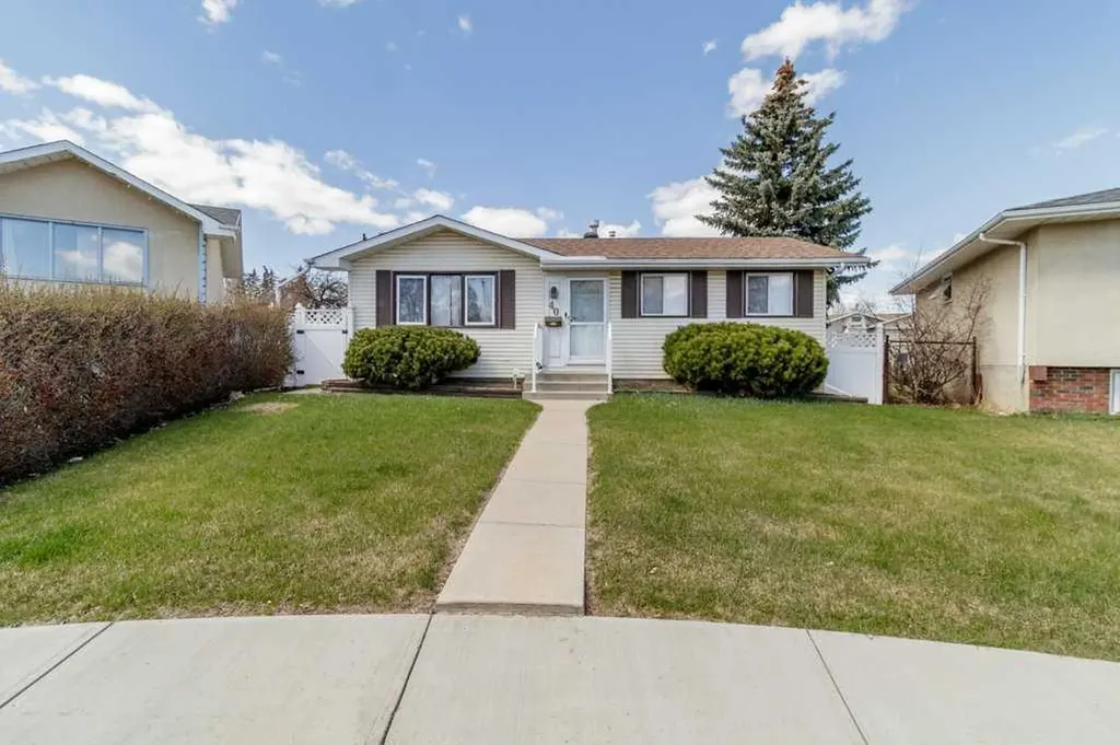 40 Neal Close Red Deer AB T4P 1N4