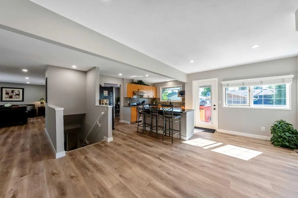 10423 Mapleridge Crescent SE Calgary AB T2J1Y8