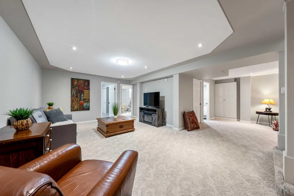 10423 Mapleridge Crescent SE Calgary AB T2J1Y8