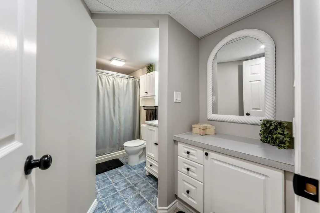 10423 Mapleridge Crescent SE Calgary AB T2J1Y8