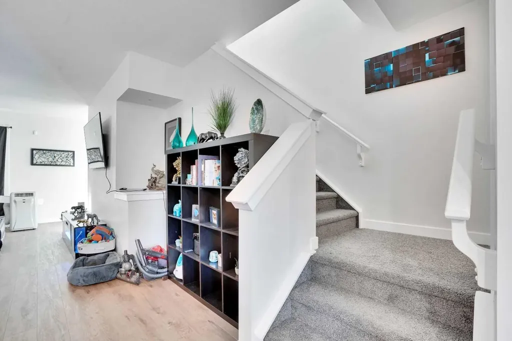 514 Wolf Willow Boulevard SE Calgary AB T2X 5P7