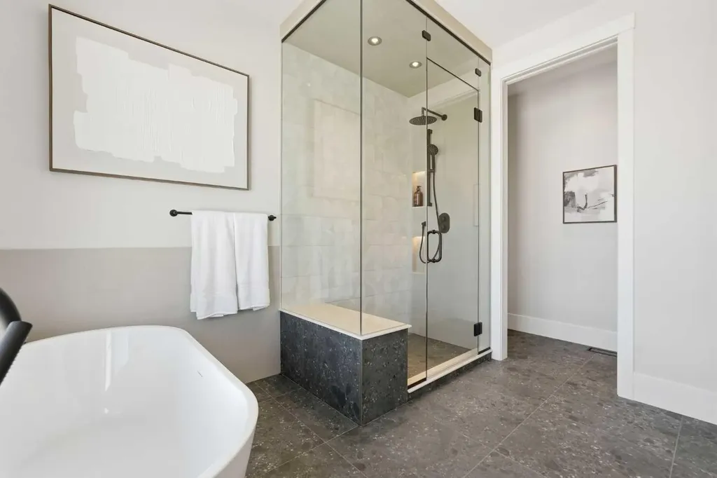 1700 73 Street SW Calgary AB T3H0J6