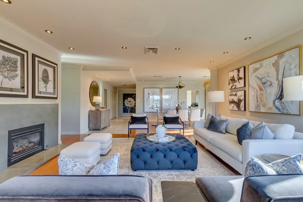 222 Eagle Ridge Drive SW Calgary AB T2V 2V7