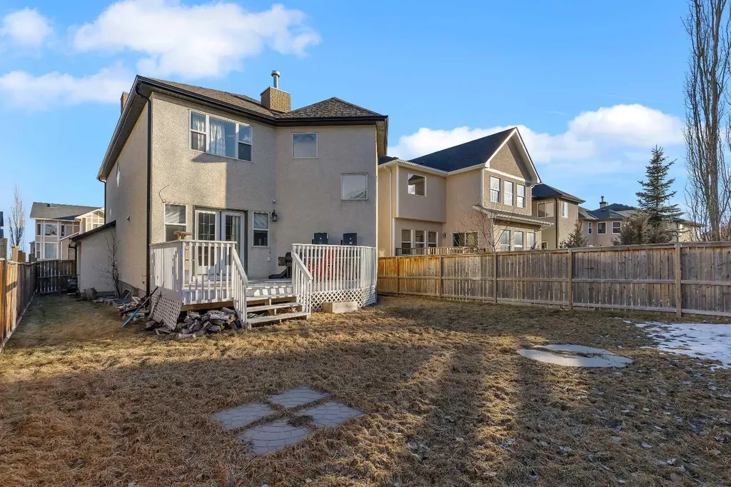 60 Sherwood Way NW Calgary AB T3B 1M7