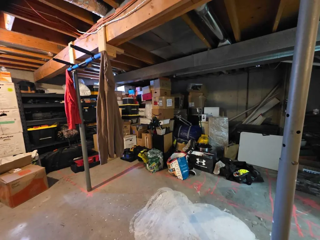 10853 99 Avenue Grande Cache AB T0E 0Y0