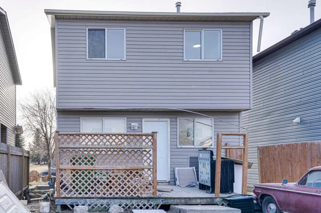 94 Martindale Boulevard NE Calgary AB T3J2X5
