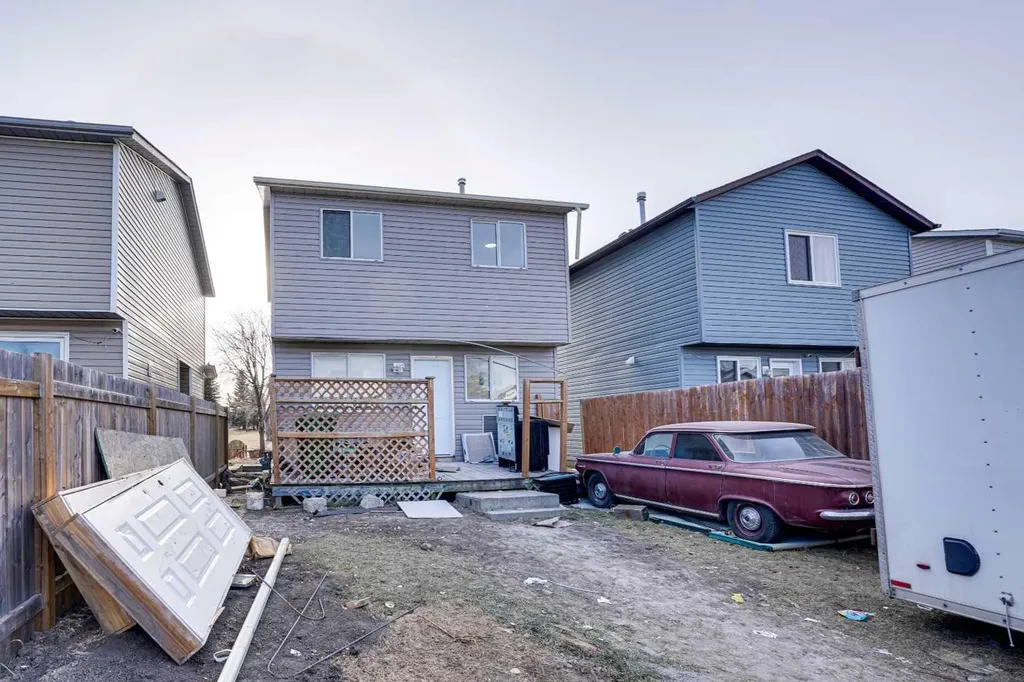 94 Martindale Boulevard NE Calgary AB T3J2X5