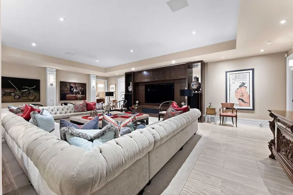 1020 Bel-aire Drive Calgary AB T2V 2B9