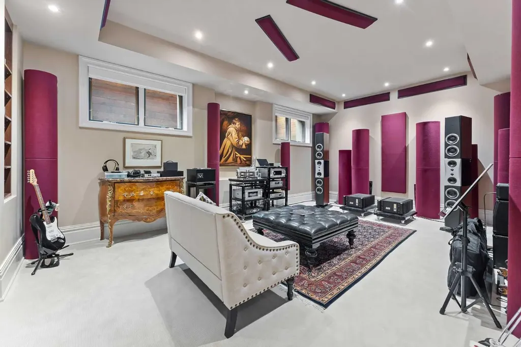 1020 Bel-aire Drive Calgary AB T2V 2B9