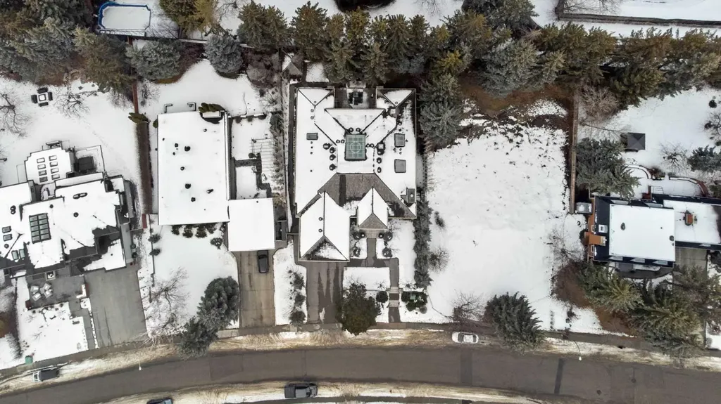 1020 Bel-aire Drive Calgary AB T2V 2B9