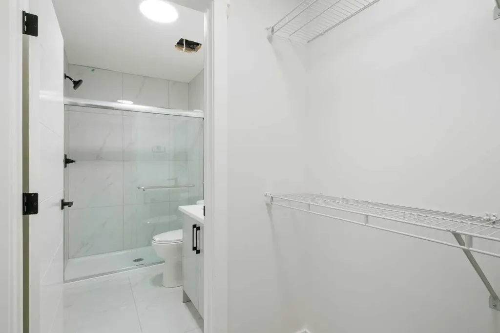 8808 48 Street NE Calgary AB T3J 5N8