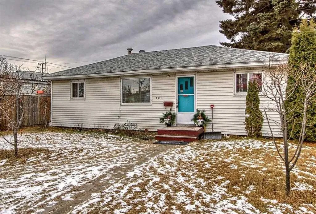 8611 47 Avenue NW Calgary AB T3B 2A1