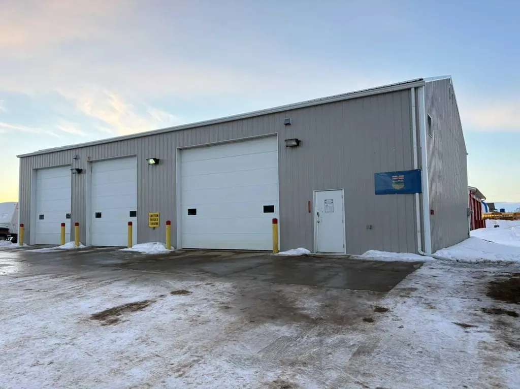 5101 49 Avenue Dewberry AB T0B 1G0
