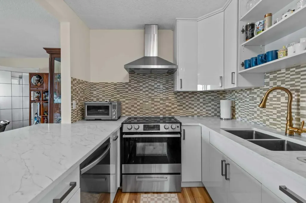 305 25 Avenue SW Calgary AB T2S 0L8