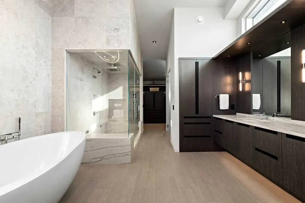 25 Posthill Drive SW Calgary AB T3H 0A8