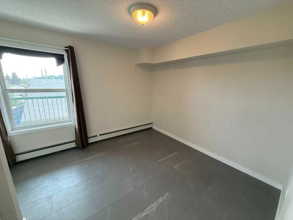228 Pembina Avenue Hinton AB T7V0A5