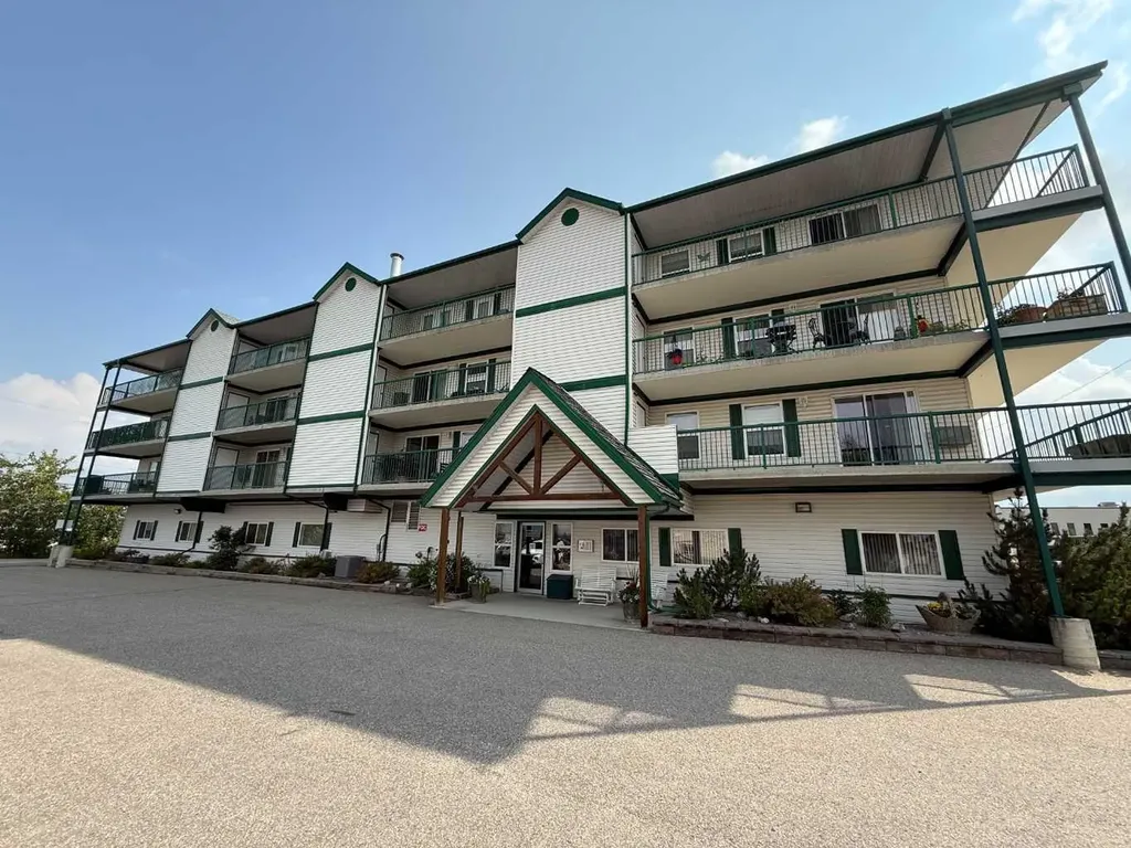 228 Pembina Avenue Hinton AB T7V0A5