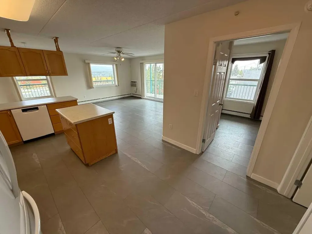 228 Pembina Avenue Hinton AB T7V0A5