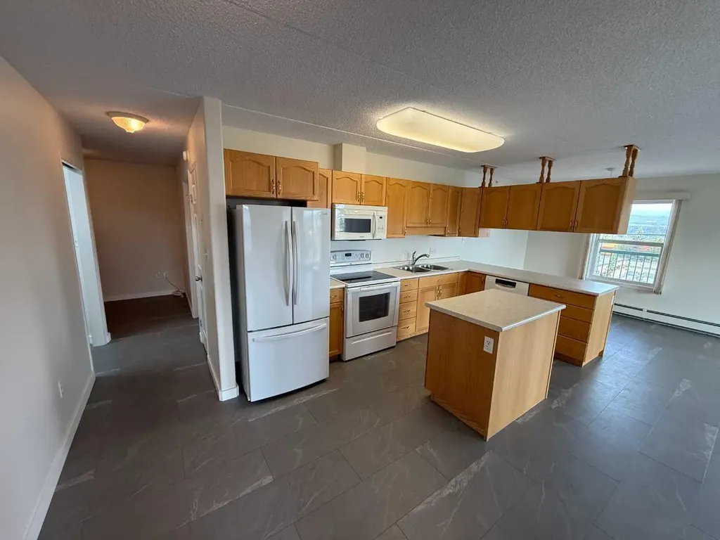 228 Pembina Avenue Hinton AB T7V0A5