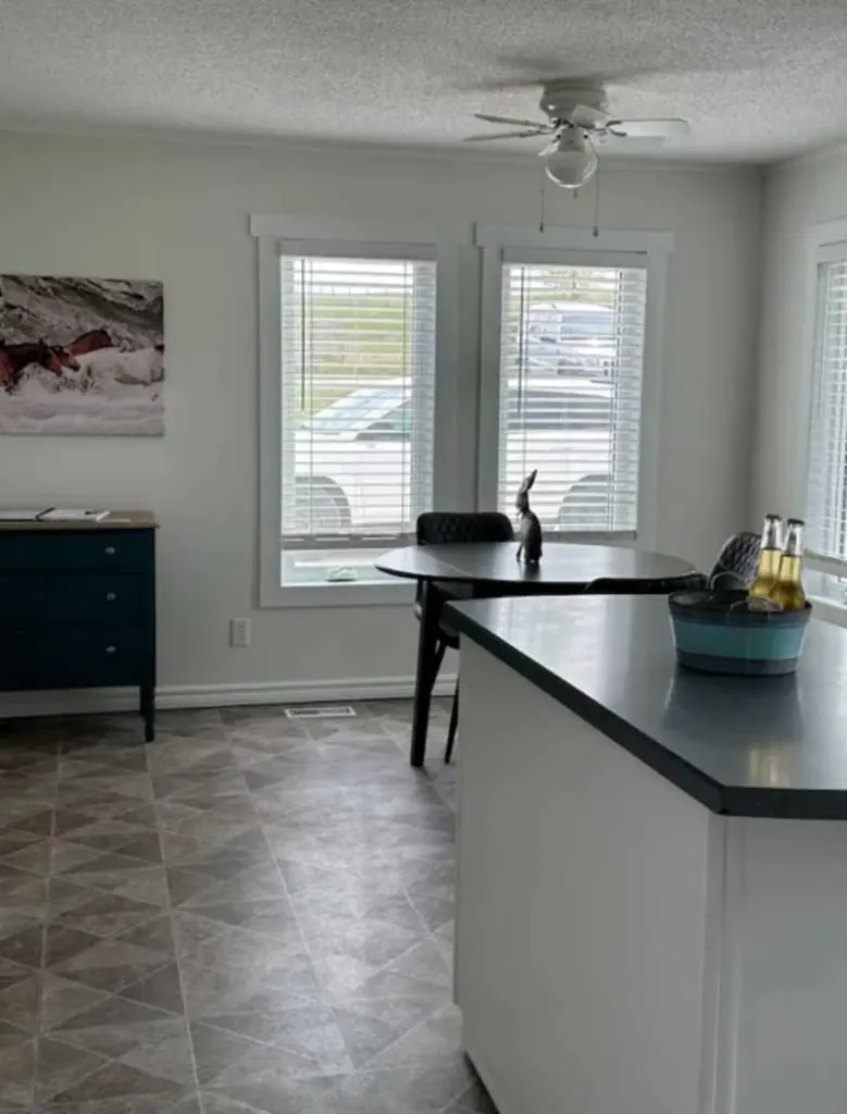 24053B Rr260 Rural Cardston County AB T0K 0Y0