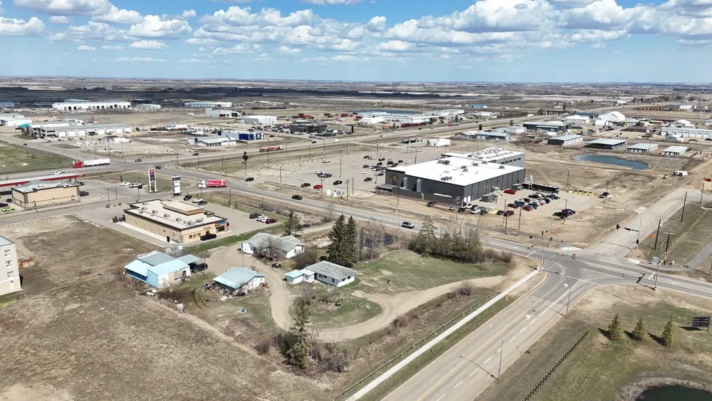 4102 40 Avenue Lloydminster SK S9V2H1