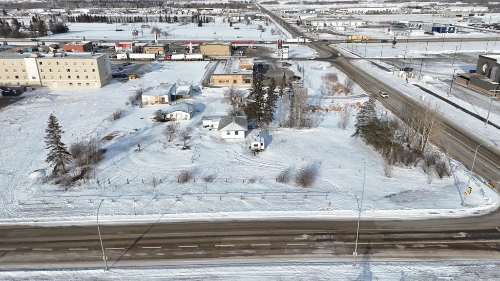 4102 40 Avenue Lloydminster SK S9V2H1