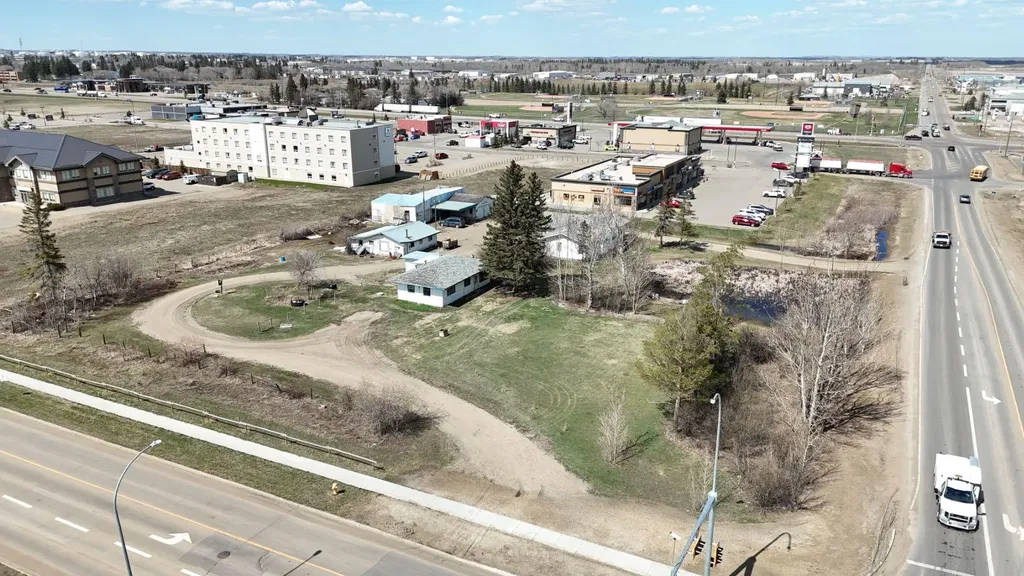 4102 40 Avenue Lloydminster SK S9V2H1