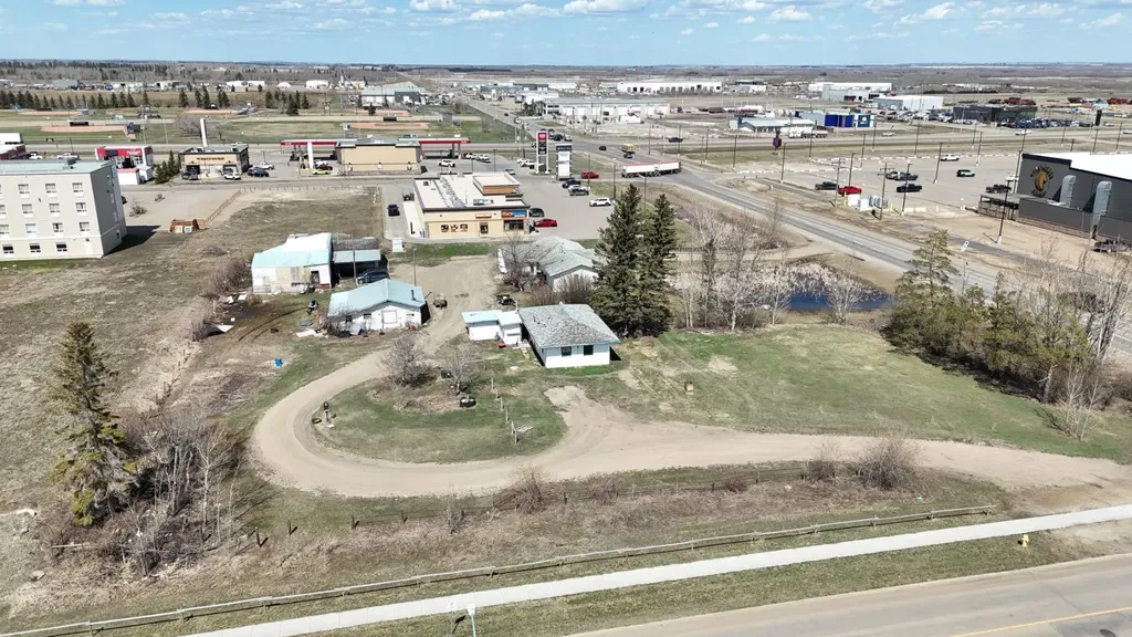 4102 40 Avenue Lloydminster SK S9V2H1