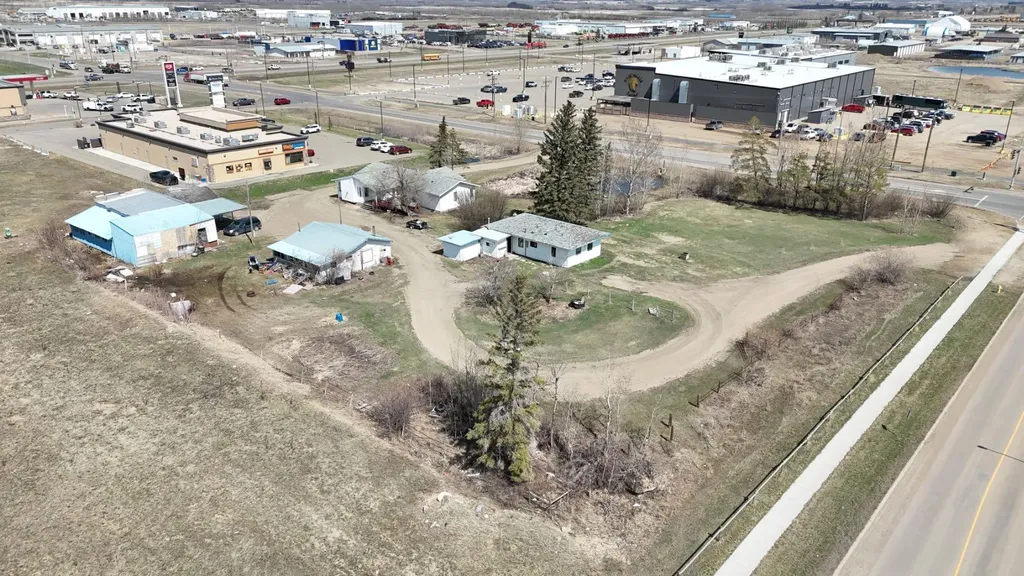 4102 40 Avenue Lloydminster SK S9V2H1